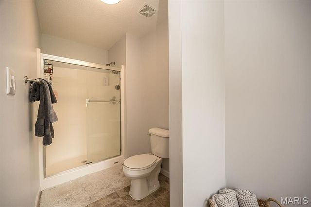 2358 Hidden Deer Drive, O'fallon, MO 63368