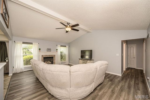 2358 Hidden Deer Drive, O'fallon, MO 63368