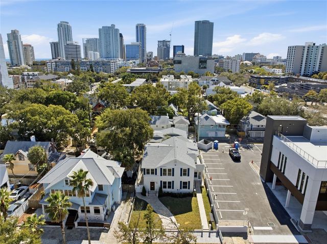 326 6TH AVENUE N 204, St Petersburg, FL 33701