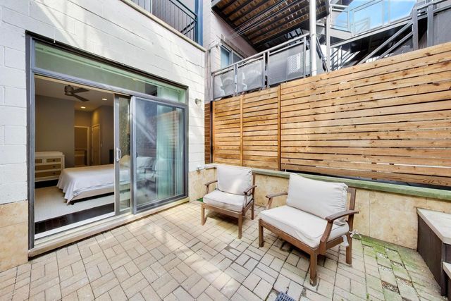 1725 W Le Moyne Street 1, Chicago, IL 60622