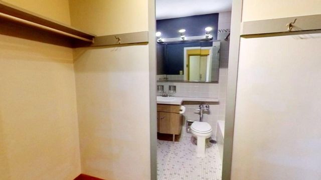 3550 N Lake Shore Drive 727, Chicago, IL 60657