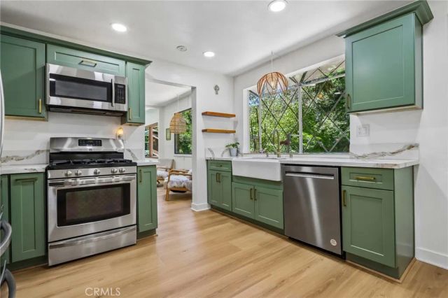 723 Forest Shade, Crestline, CA 92325