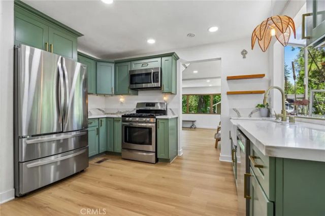 723 Forest Shade, Crestline, CA 92325