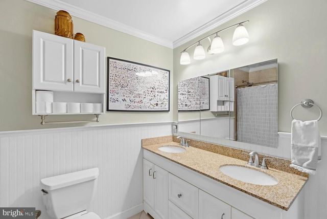 9822 WOLCOTT DR, Burke, VA 22015