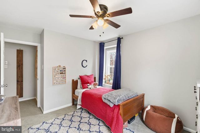 9822 WOLCOTT DR, Burke, VA 22015