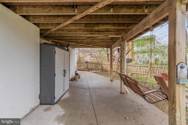 9822 WOLCOTT DR, Burke, VA 22015