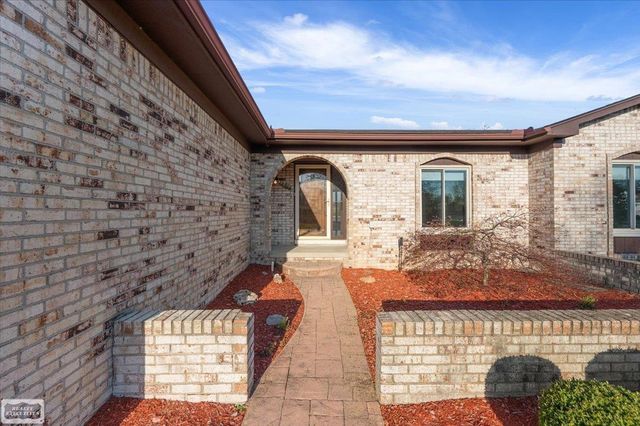 14315 Lakeshore Drive, Sterling Heights, MI 48313