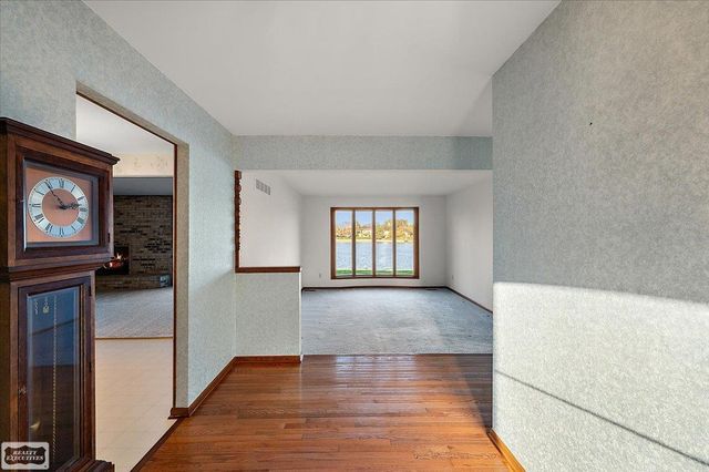 14315 Lakeshore Drive, Sterling Heights, MI 48313