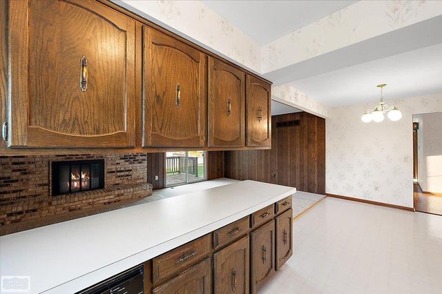 14315 Lakeshore Drive, Sterling Heights, MI 48313