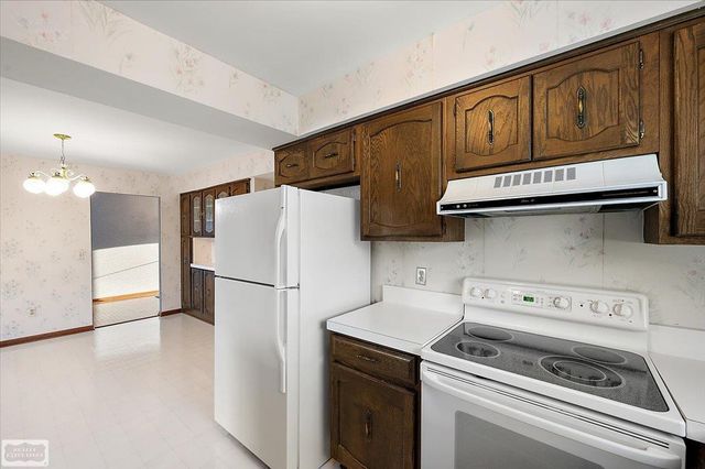 14315 Lakeshore Drive, Sterling Heights, MI 48313