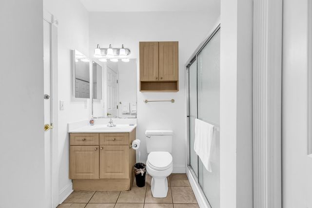 4801 Luster Leaf Cir Apt 104, Myrtle Beach, SC 29577