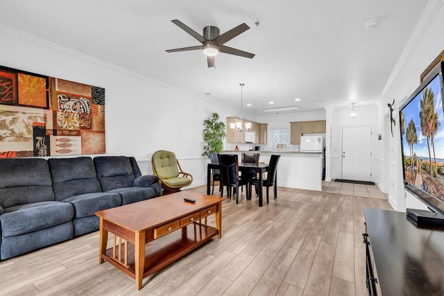 4801 Luster Leaf Cir Apt 104, Myrtle Beach, SC 29577