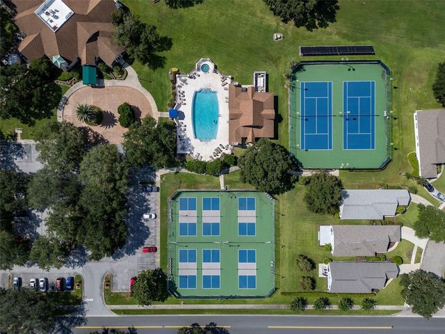 8055 LAUREL RIDGE DRIVE, Mount Dora, FL 32757