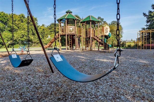 8055 LAUREL RIDGE DRIVE, Mount Dora, FL 32757