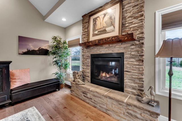 363 Limestone Drive, Branson West, MO 65737