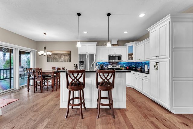 363 Limestone Drive, Branson West, MO 65737