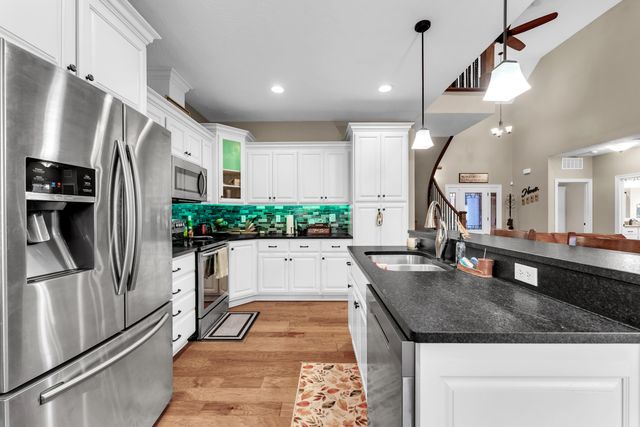 363 Limestone Drive, Branson West, MO 65737