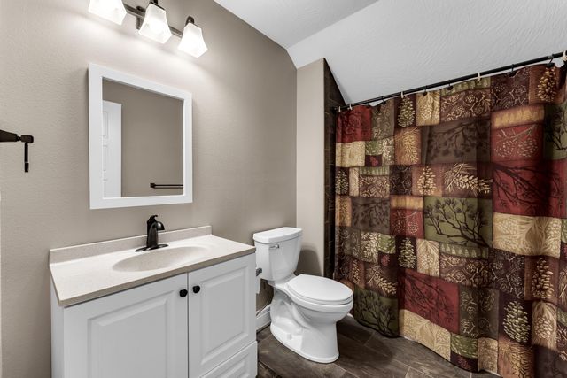 363 Limestone Drive, Branson West, MO 65737