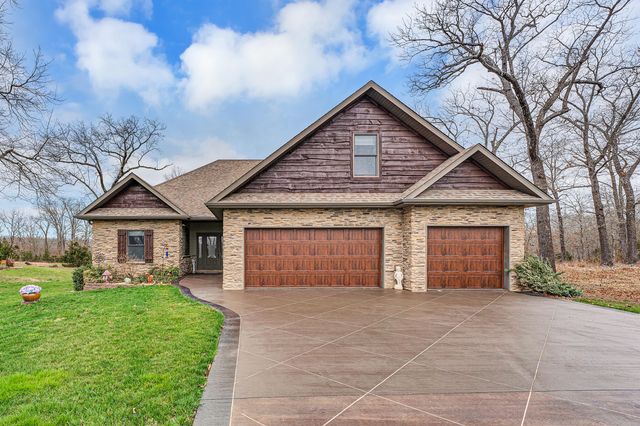 363 Limestone Drive, Branson West, MO 65737