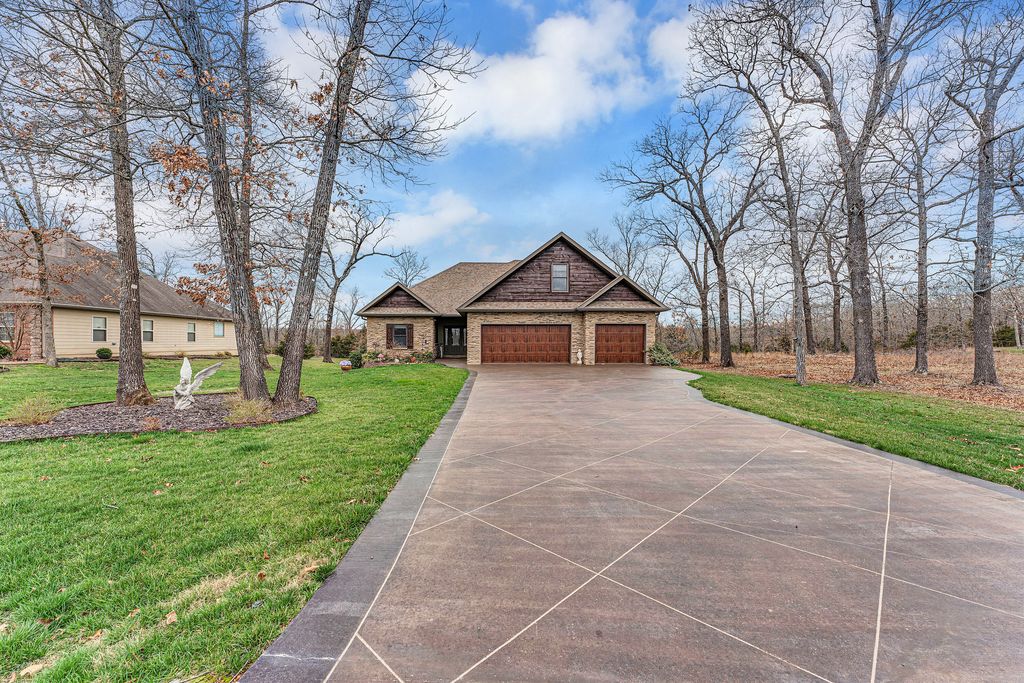 363 Limestone Drive, Branson West, MO 65737