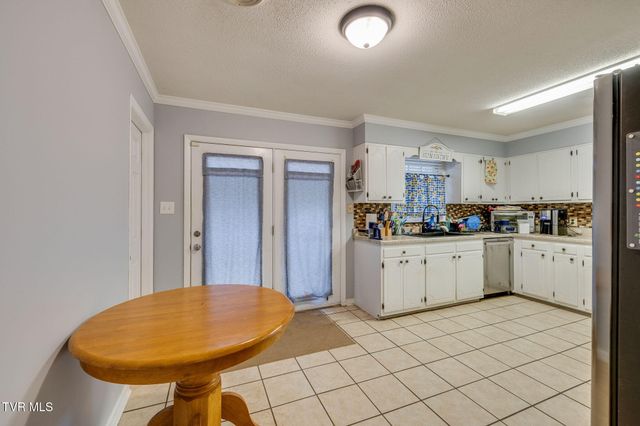 237 Paramount Drive, Bristol, TN 37620