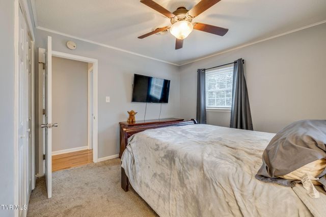 237 Paramount Drive, Bristol, TN 37620