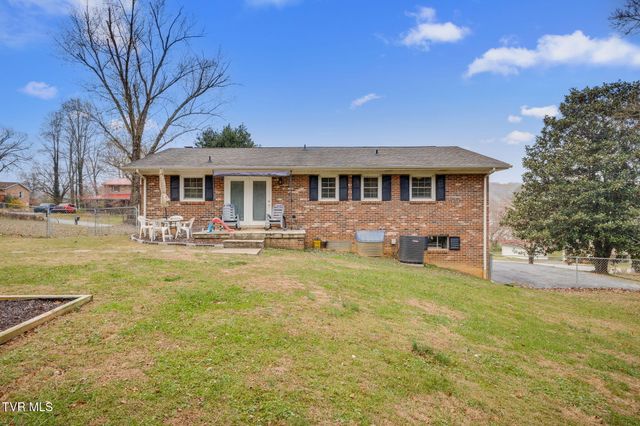 237 Paramount Drive, Bristol, TN 37620