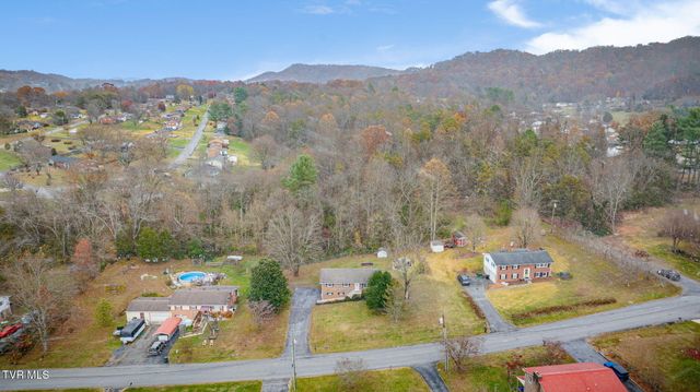 237 Paramount Drive, Bristol, TN 37620