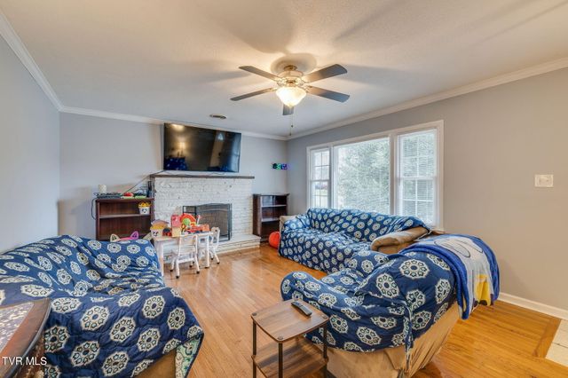 237 Paramount Drive, Bristol, TN 37620