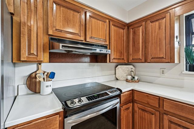 8507 SYNHOFF DRIVE, Jacksonville, FL 32216