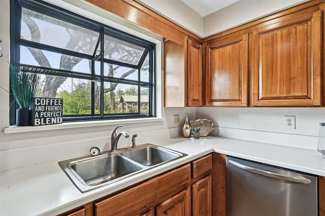 8507 SYNHOFF DRIVE, Jacksonville, FL 32216