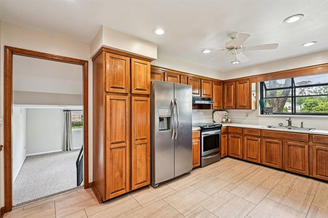 8507 SYNHOFF DRIVE, Jacksonville, FL 32216