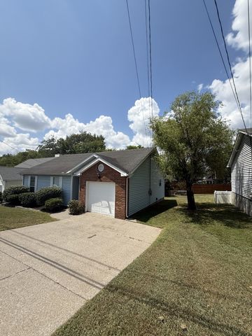 809 Neelys Chase Dr, Madison, TN 37115