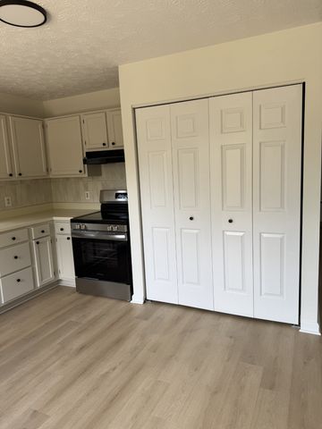 809 Neelys Chase Dr, Madison, TN 37115