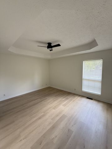 809 Neelys Chase Dr, Madison, TN 37115