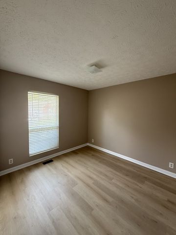 809 Neelys Chase Dr, Madison, TN 37115