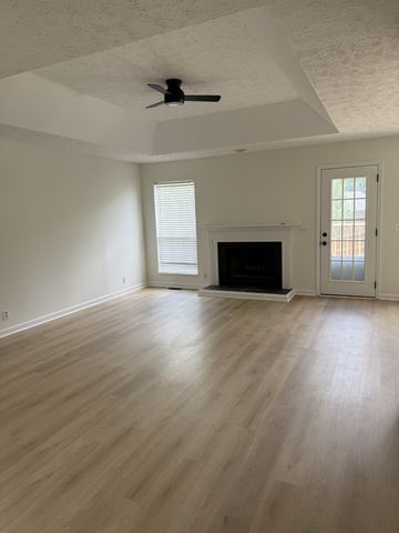 809 Neelys Chase Dr, Madison, TN 37115