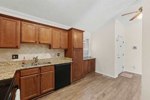 26430 Sanajo Court 20, Chesterfield, MI 48051