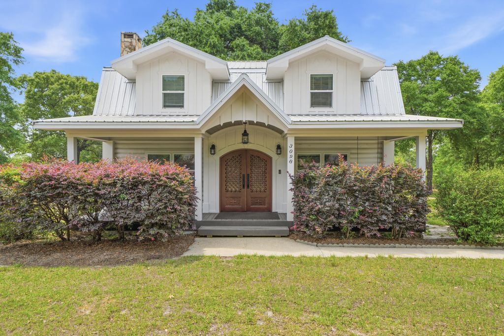 3098 Log Cabin Lane, Crestview, FL 32539