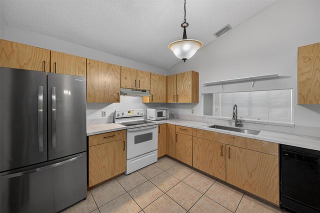 489 HARDWOOD PL 489, Boca Raton, FL 33431