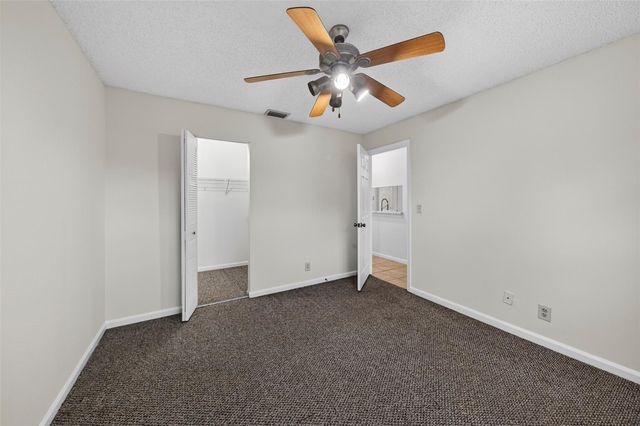 489 HARDWOOD PL 489, Boca Raton, FL 33431