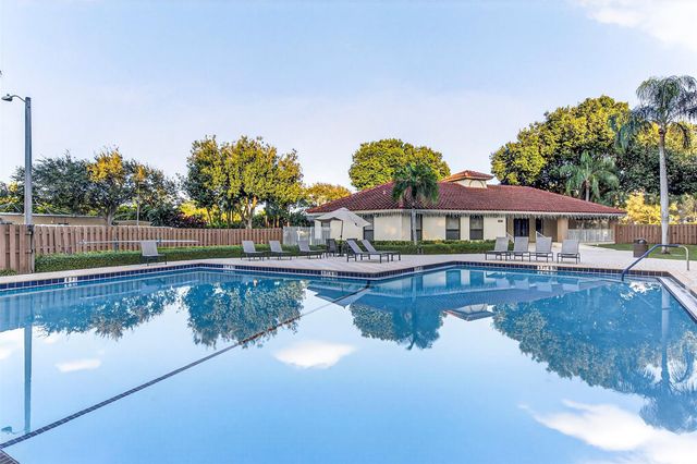 489 HARDWOOD PL 489, Boca Raton, FL 33431