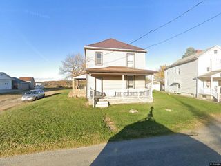 123 Braddock Dr, East Huntingdon, PA 15666