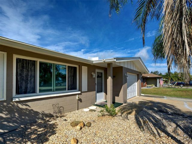 2698 VALENCIA ROAD, Venice, FL 34293