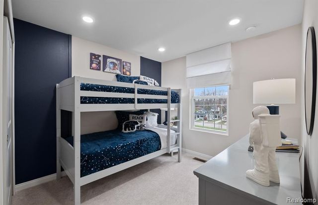 352 North Sydney Court, Plymouth, MI 48170