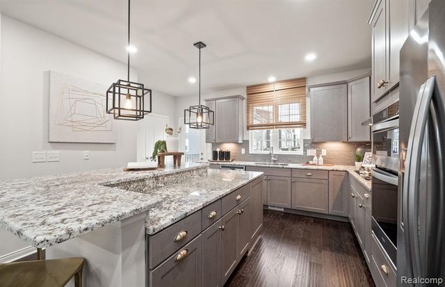 352 North Sydney Court, Plymouth, MI 48170