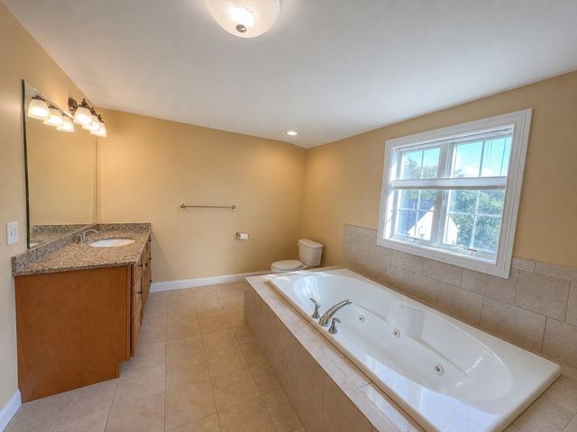 16 Mott St 16, Arlington, MA 02474