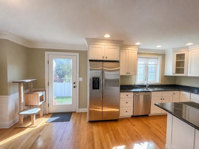 16 Mott St 16, Arlington, MA 02474