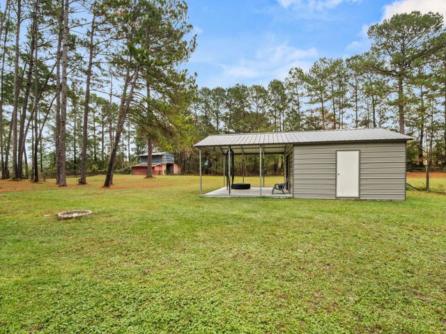 149 Methodist Landing Rd, Leesville, LA 71446