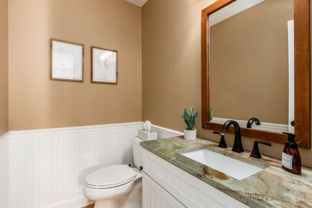 251 Northigh Drive, Worthington, OH 43085
